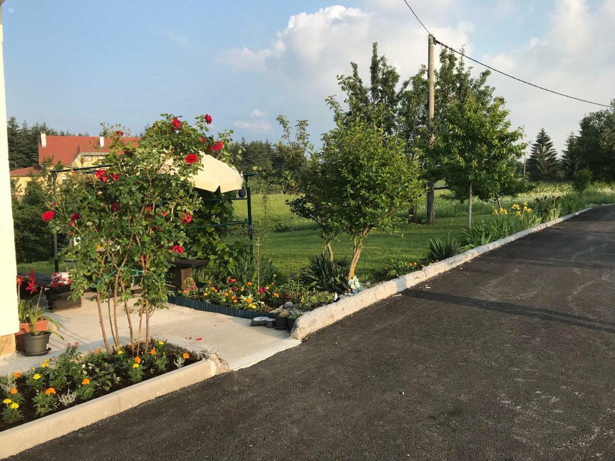Guest House Klanfar Grabovac  Bagian luar foto