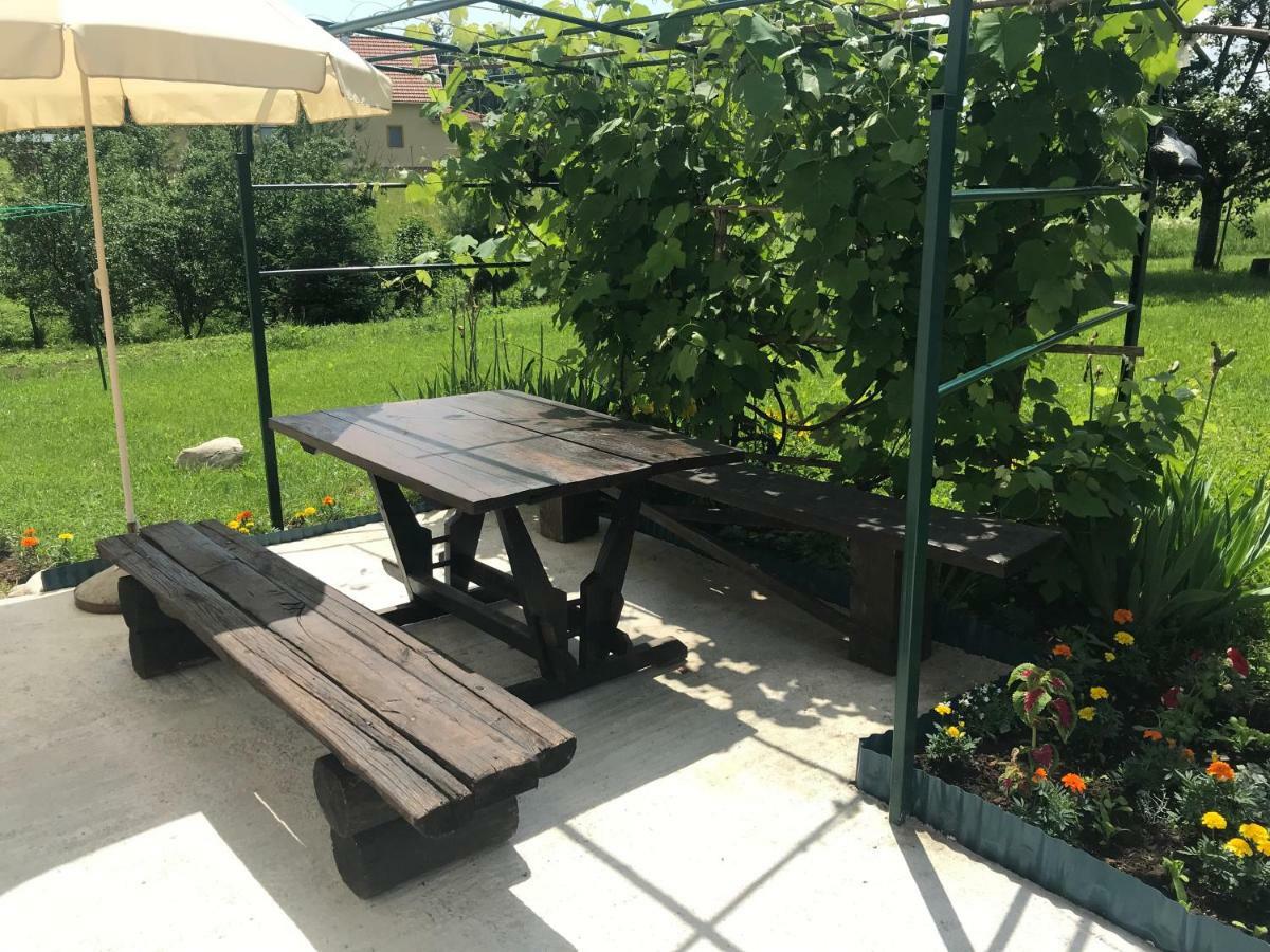 Guest House Klanfar Grabovac  Bagian luar foto