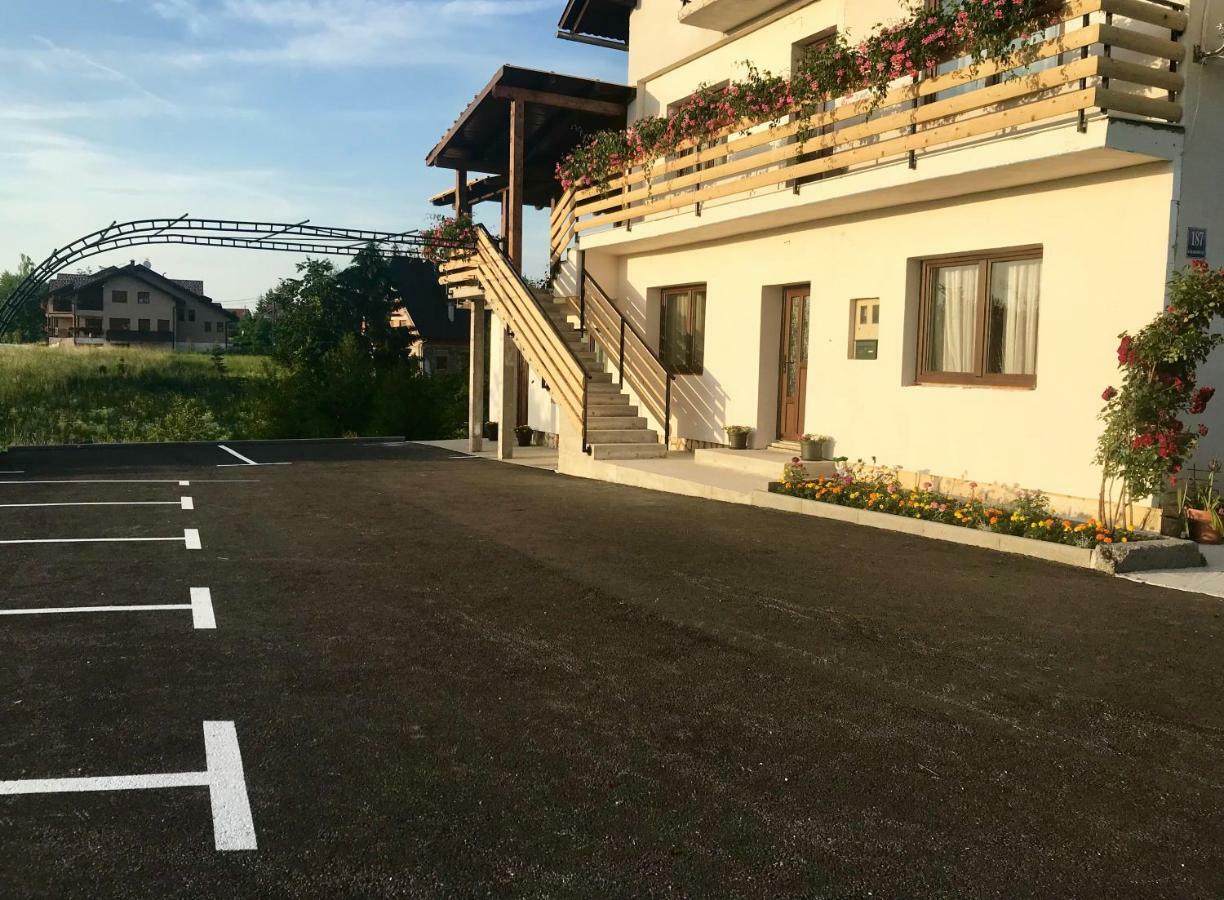 Guest House Klanfar Grabovac  Bagian luar foto